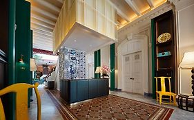 The Edison George Town